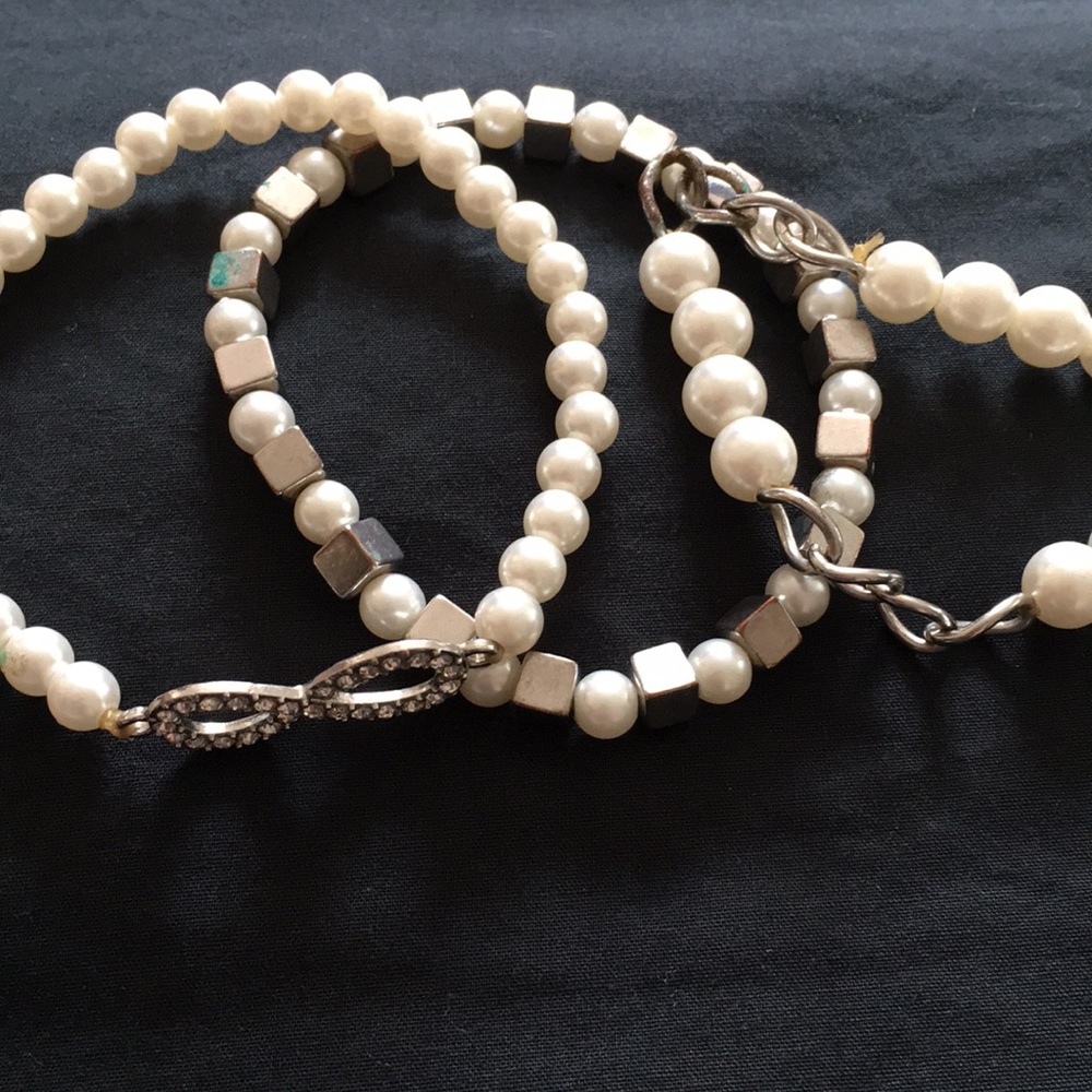 Bracelets - Picture 2 of 2
